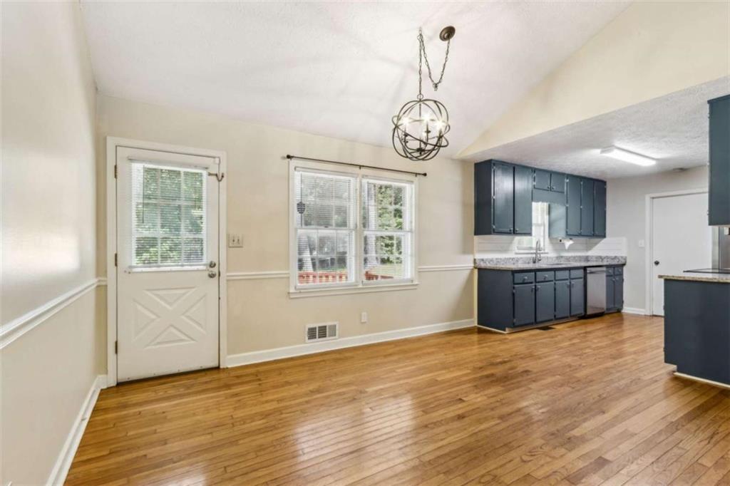 406 Farm Street Loganville, GA 30052 - Photo 16 of 43