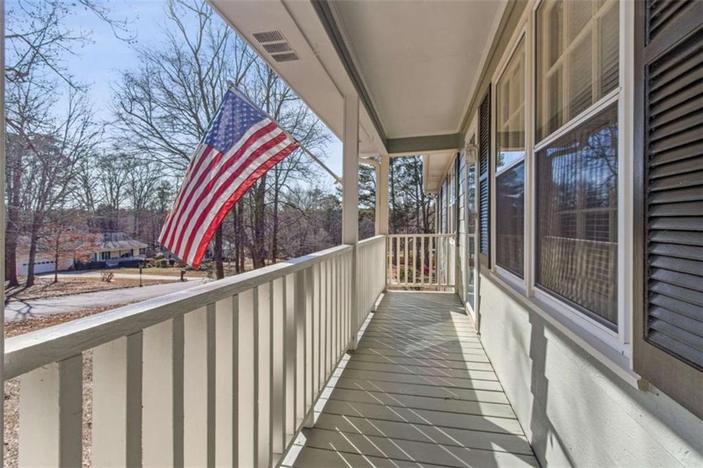 406 Farm Street Loganville, GA 30052 - Photo 5 of 43