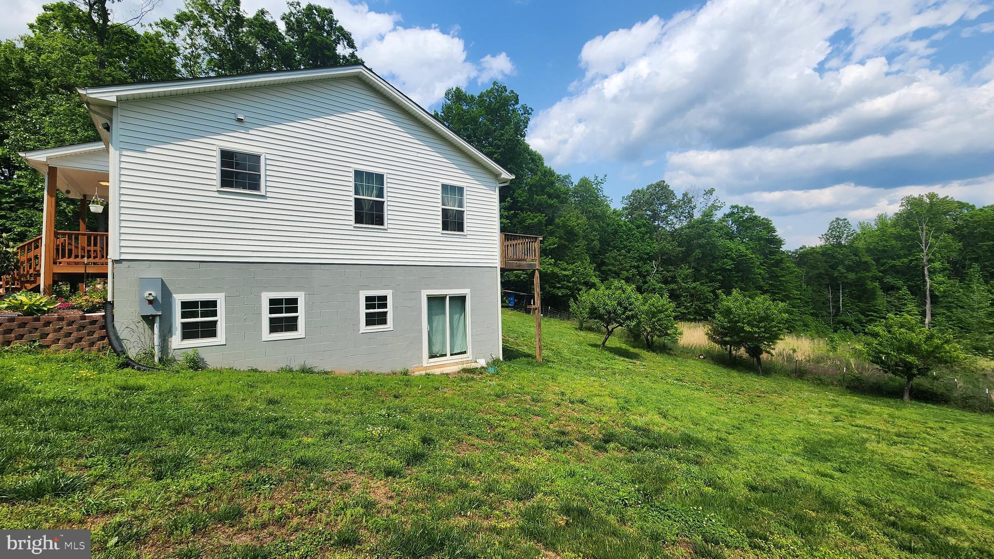 3234 Yanceyville Road Louisa, VA 23093 - Photo 3 of 37 Gallery Image 3