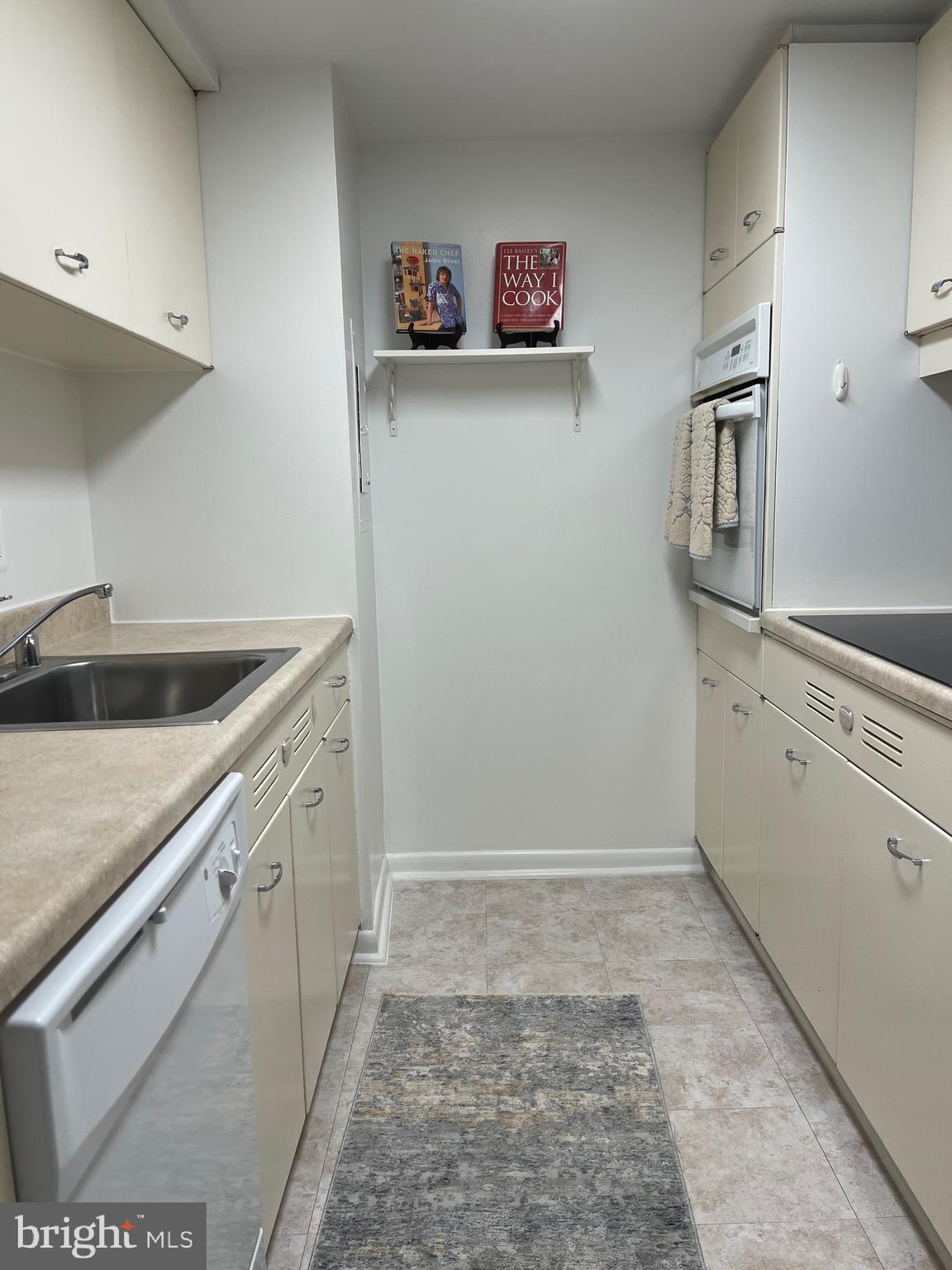 520 N Street Southwest, Unit S116 Washington, DC 20024 - Photo 13 of 98