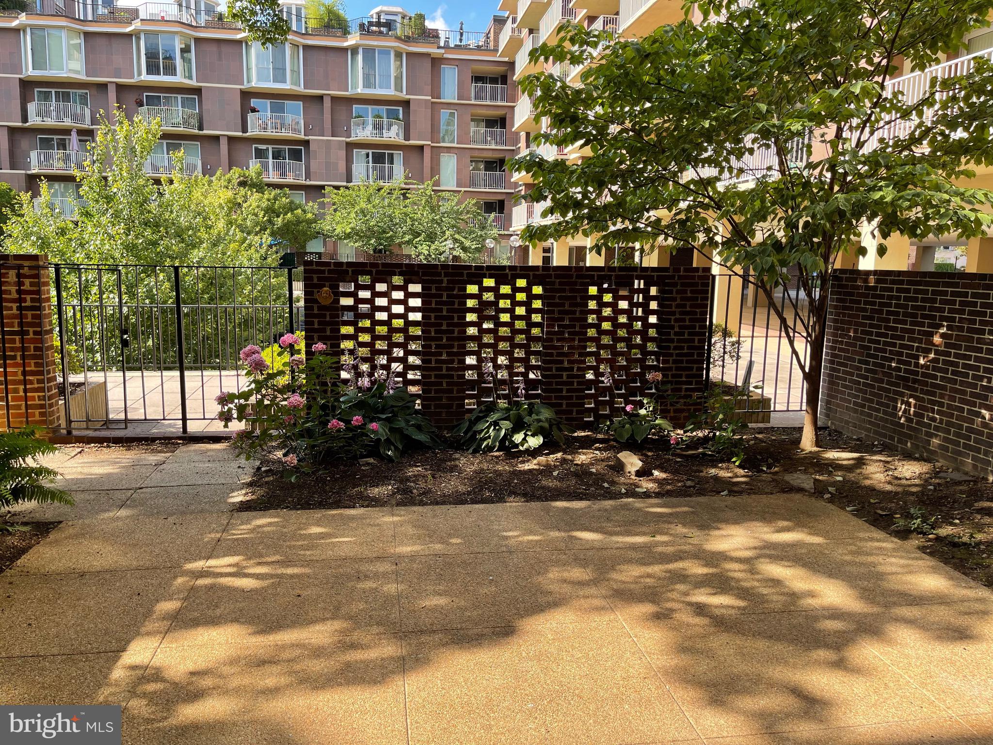 520 N Street Southwest, Unit S116 Washington, DC 20024 - Photo 6 of 94 Wide and Deep Walled terrific 20x22