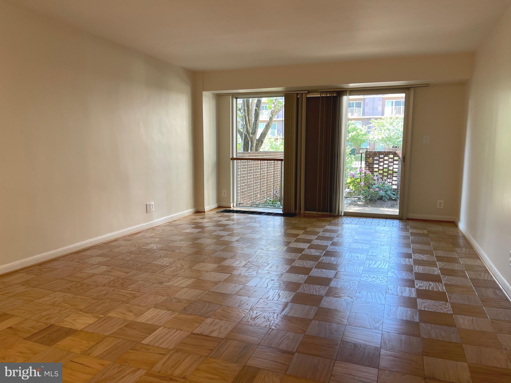 520 N Street Southwest, Unit S116 Washington, DC 20024 - Photo 7 of 98 Boasting an Combo
LR & DR -- 14x26!