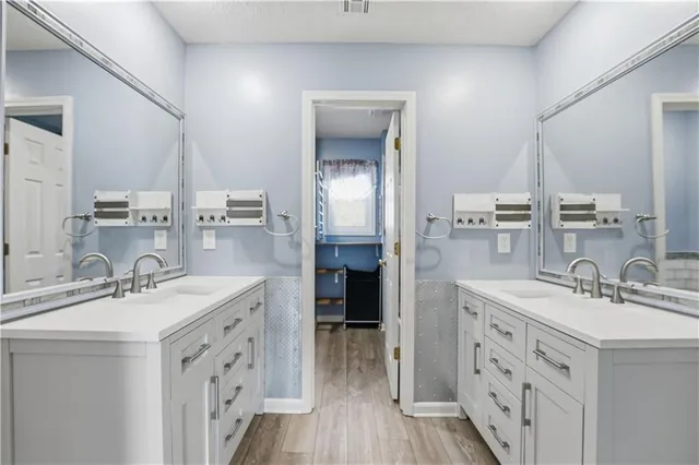 $625,000 | 13915 Lowell Avenue, Overland Park, KS 66223