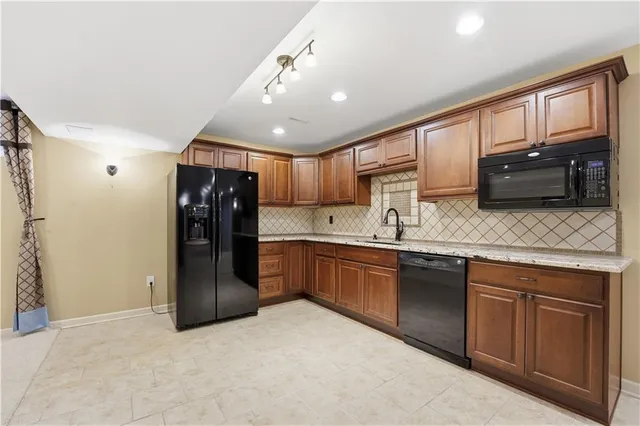 $625,000 | 13915 Lowell Avenue, Overland Park, KS 66223