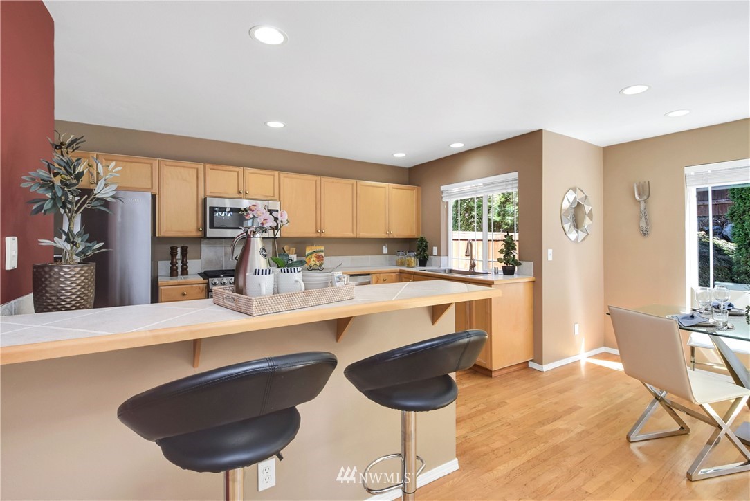 2430 195th Street Southeast, Unit B Bothell, WA 98012 - Photo 11 of 25 Gallery Image 11