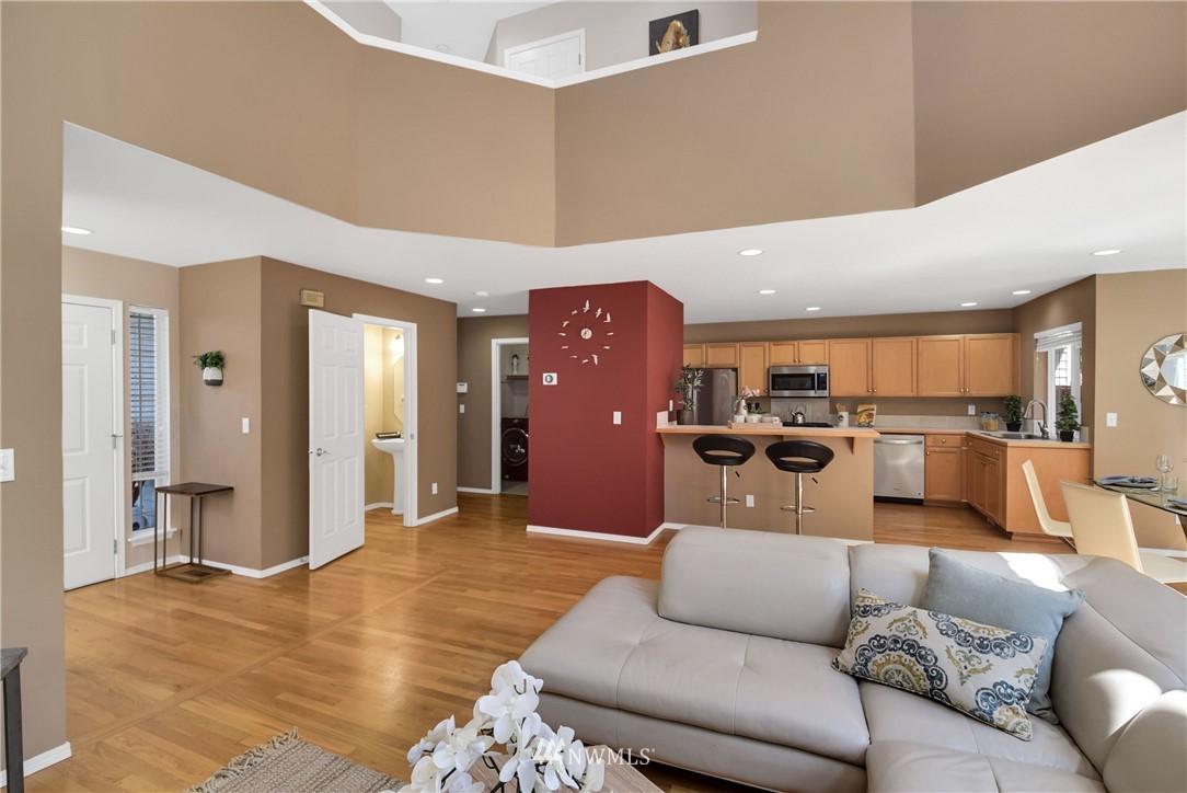 2430 195th Street Southeast, Unit B Bothell, WA 98012 - Photo 12 of 25 Gallery Image 12