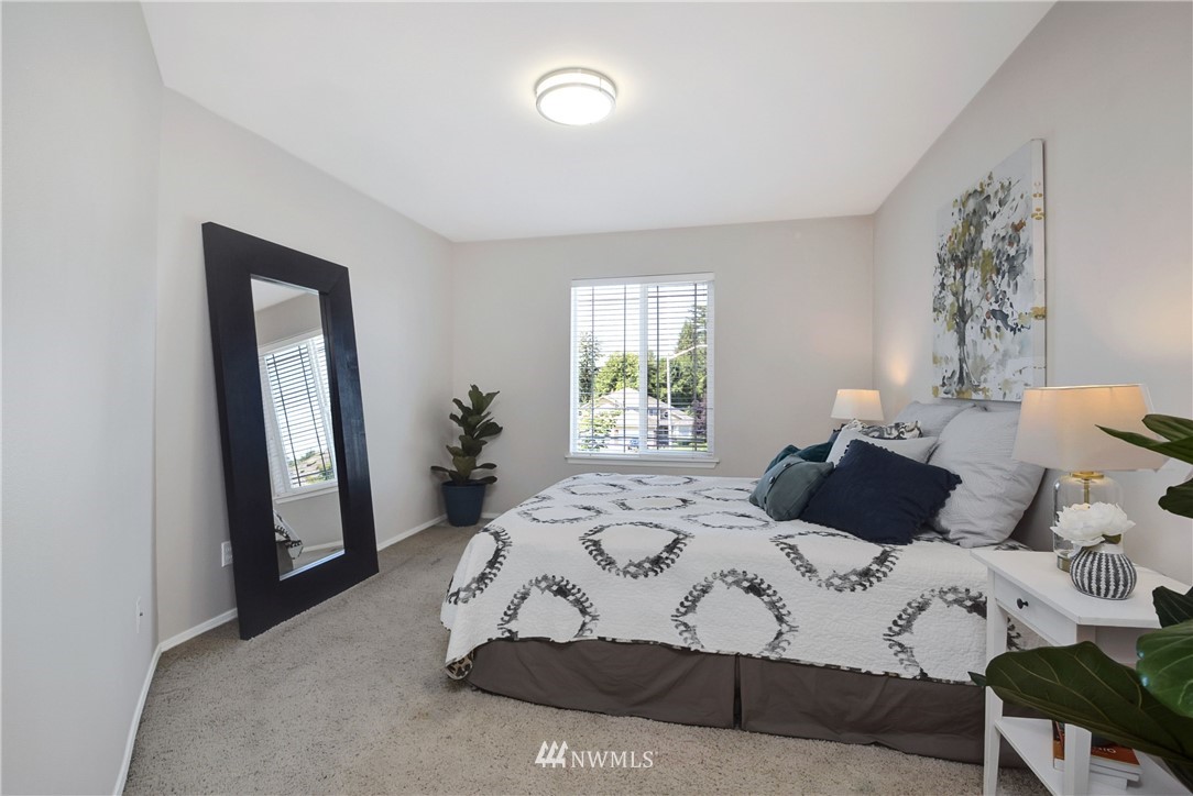 2430 195th Street Southeast, Unit B Bothell, WA 98012 - Photo 17 of 25 Gallery Image 17