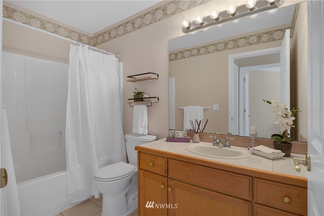 2430 195th Street Southeast, Unit B Bothell, WA 98012 - Photo 20 of 25 Gallery Image 20