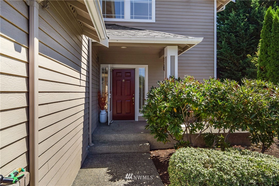 2430 195th Street Southeast, Unit B Bothell, WA 98012 - Photo 3 of 25 Gallery Image 3