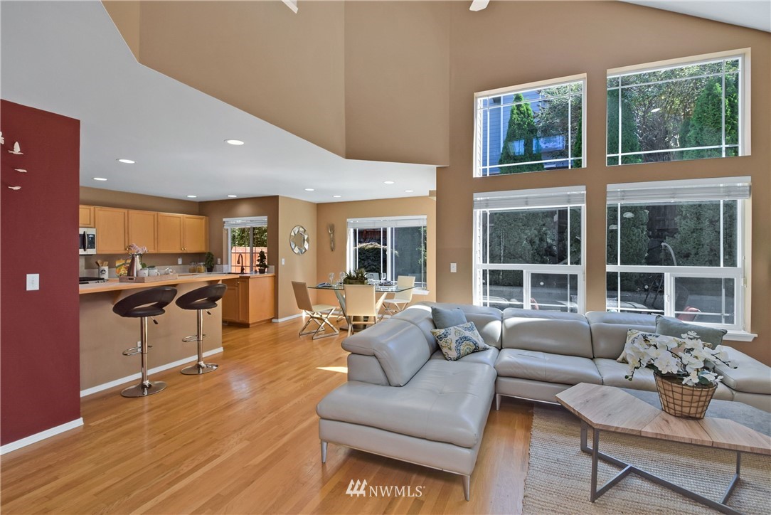 2430 195th Street Southeast, Unit B Bothell, WA 98012 - Photo 4 of 25 Gallery Image 4