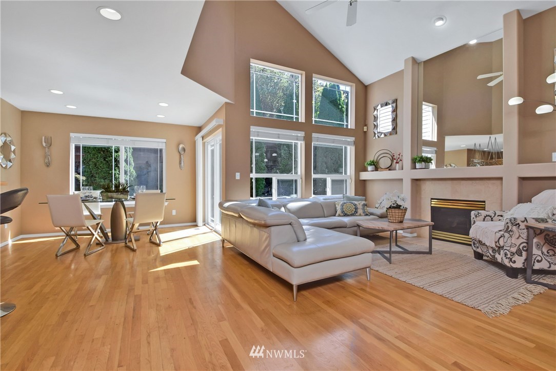 2430 195th Street Southeast, Unit B Bothell, WA 98012 - Photo 5 of 25 Gallery Image 5