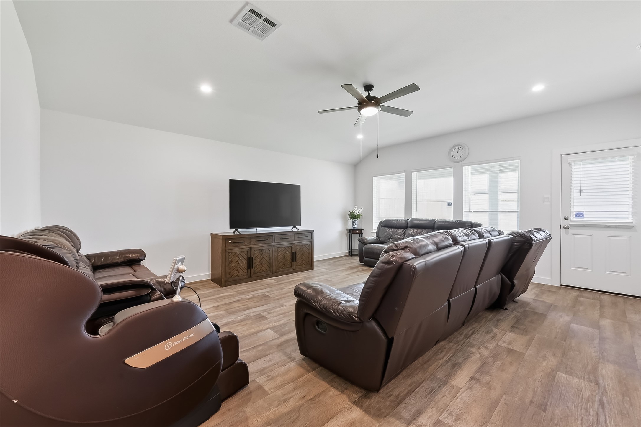 4320 Rustling Aspen Drive Rosenberg, TX 77469 - Photo 32 of 49 Spacious open-concept living and family room with an airy feel, perfect for hosting gatherings or enjoying quiet nights at home