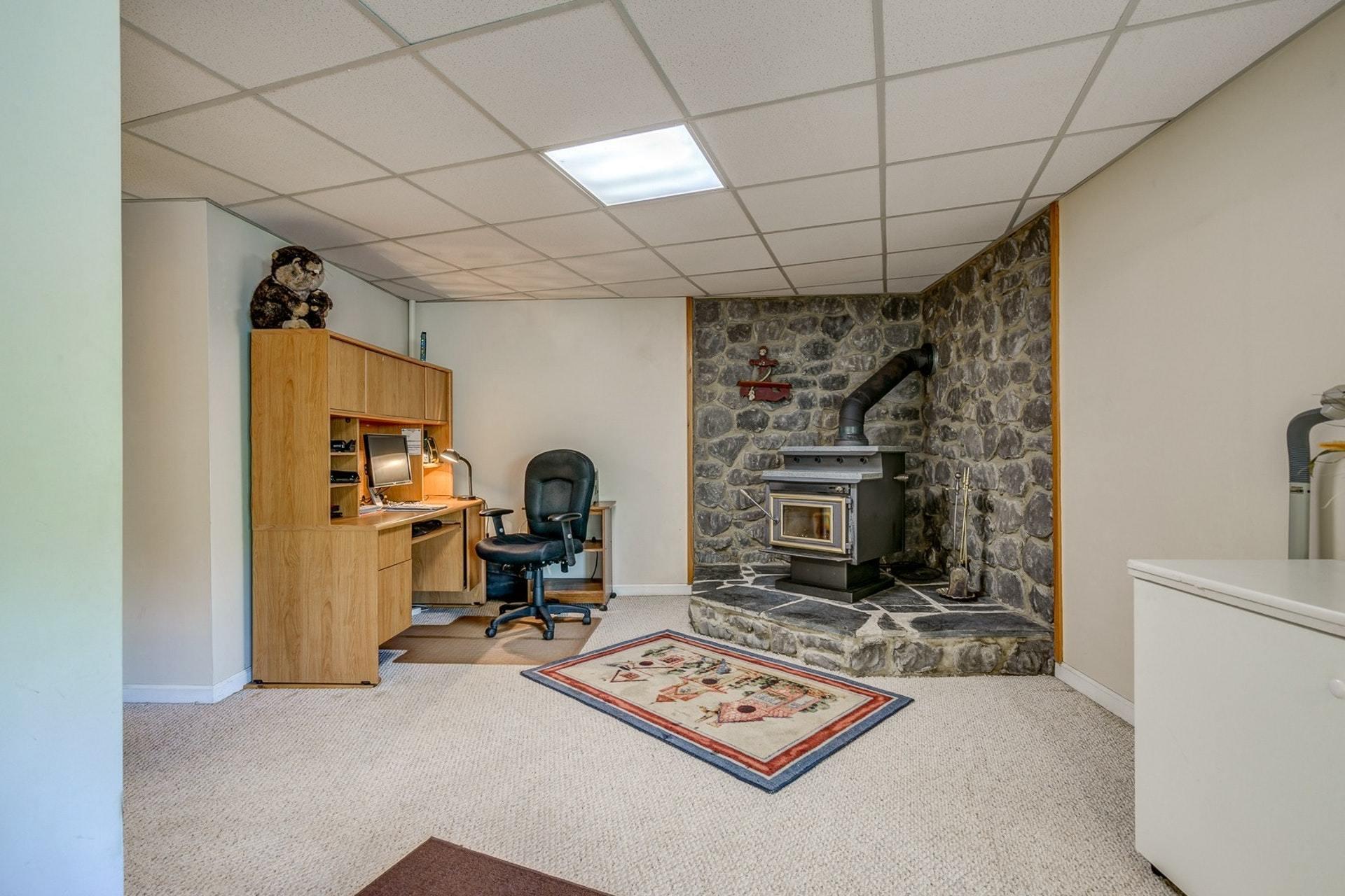 739 Oldfield Road Moneta, VA 24121 - Photo 22 of 50 Office Area
