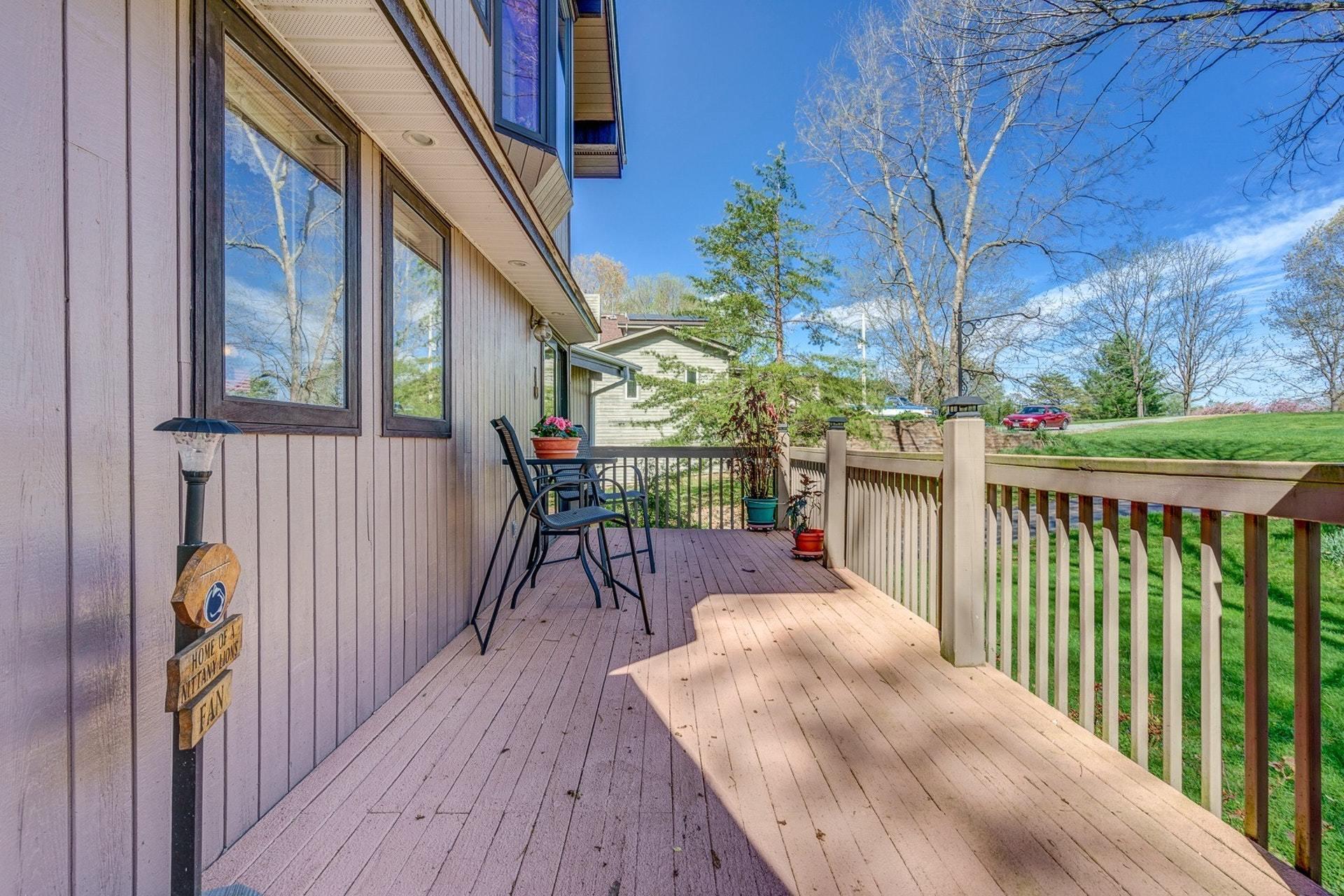 739 Oldfield Road Moneta, VA 24121 - Photo 35 of 50 Front Porch