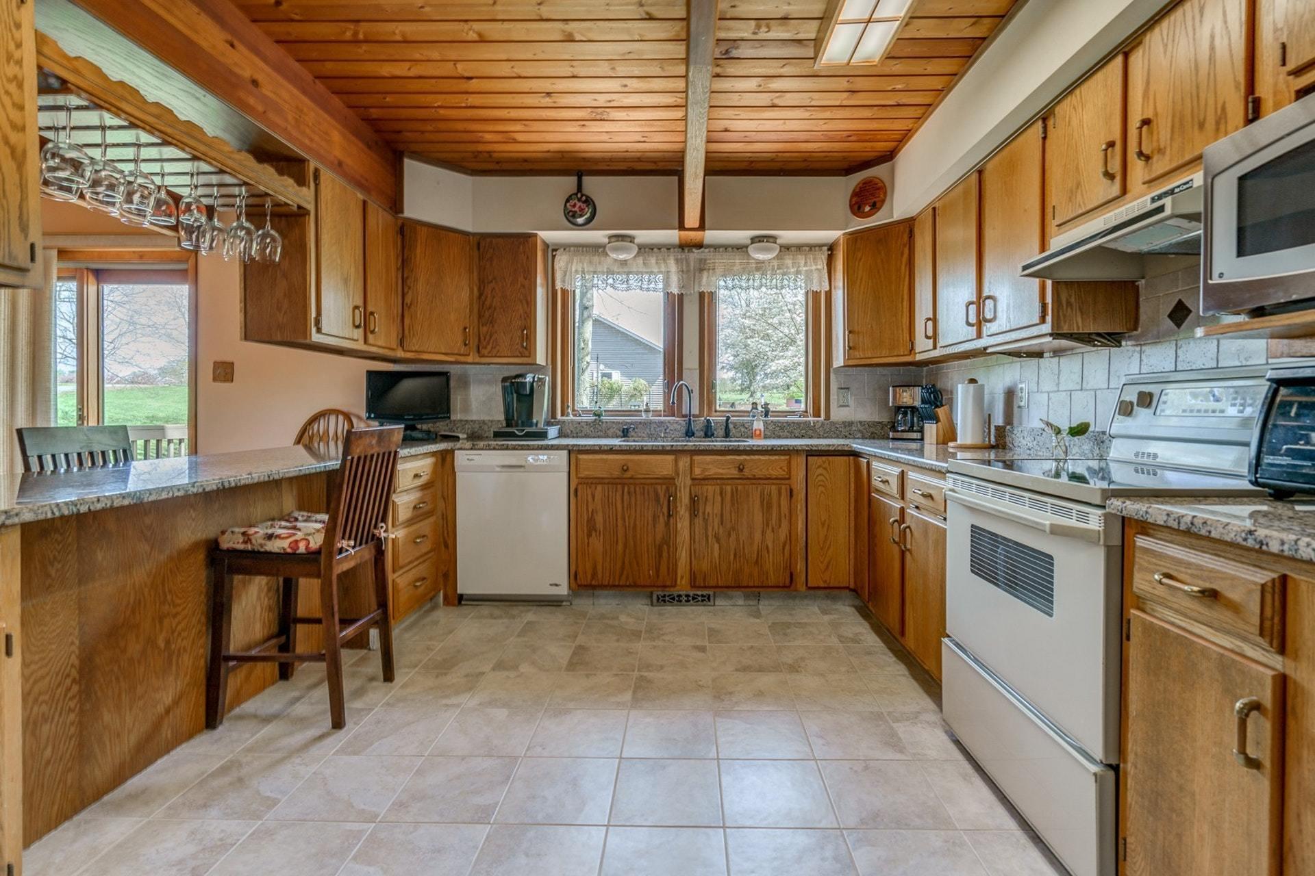 739 Oldfield Road Moneta, VA 24121 - Photo 7 of 50 Kitchen
