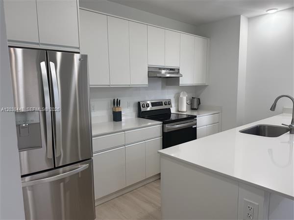2201 Polk Street, Unit 101 Hollywood, FL 33020 - Photo 6 of 18