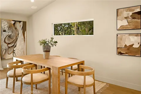$1,739,500 | 5944 Lasaine Avenue, Encino, CA 91316
