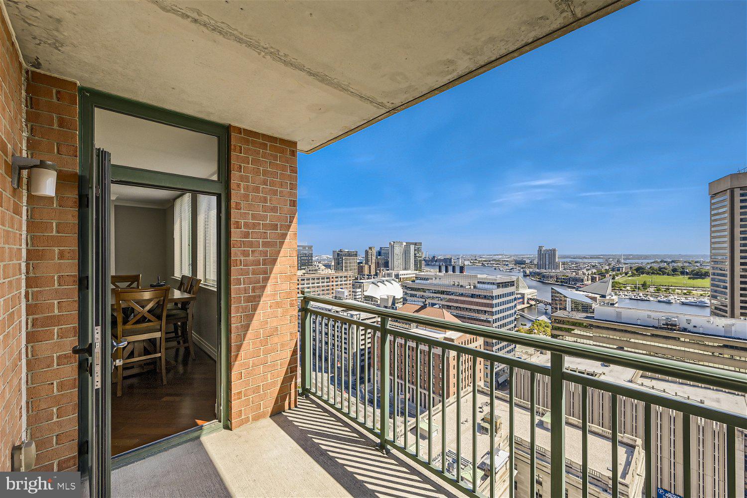 414 Water Street, Unit 2302 Baltimore, MD 21202 - Photo 15 of 34 a view of a balcony with city view