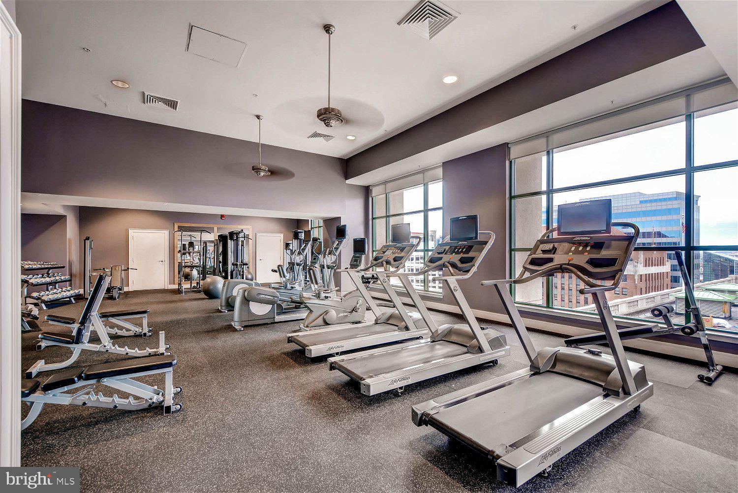 414 Water Street, Unit 2302 Baltimore, MD 21202 - Photo 33 of 34 a view of a room with gym equipment