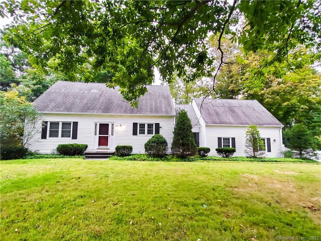 2 Oak Grove Road Brookfield, CT 06804 - Photo 1 of 1