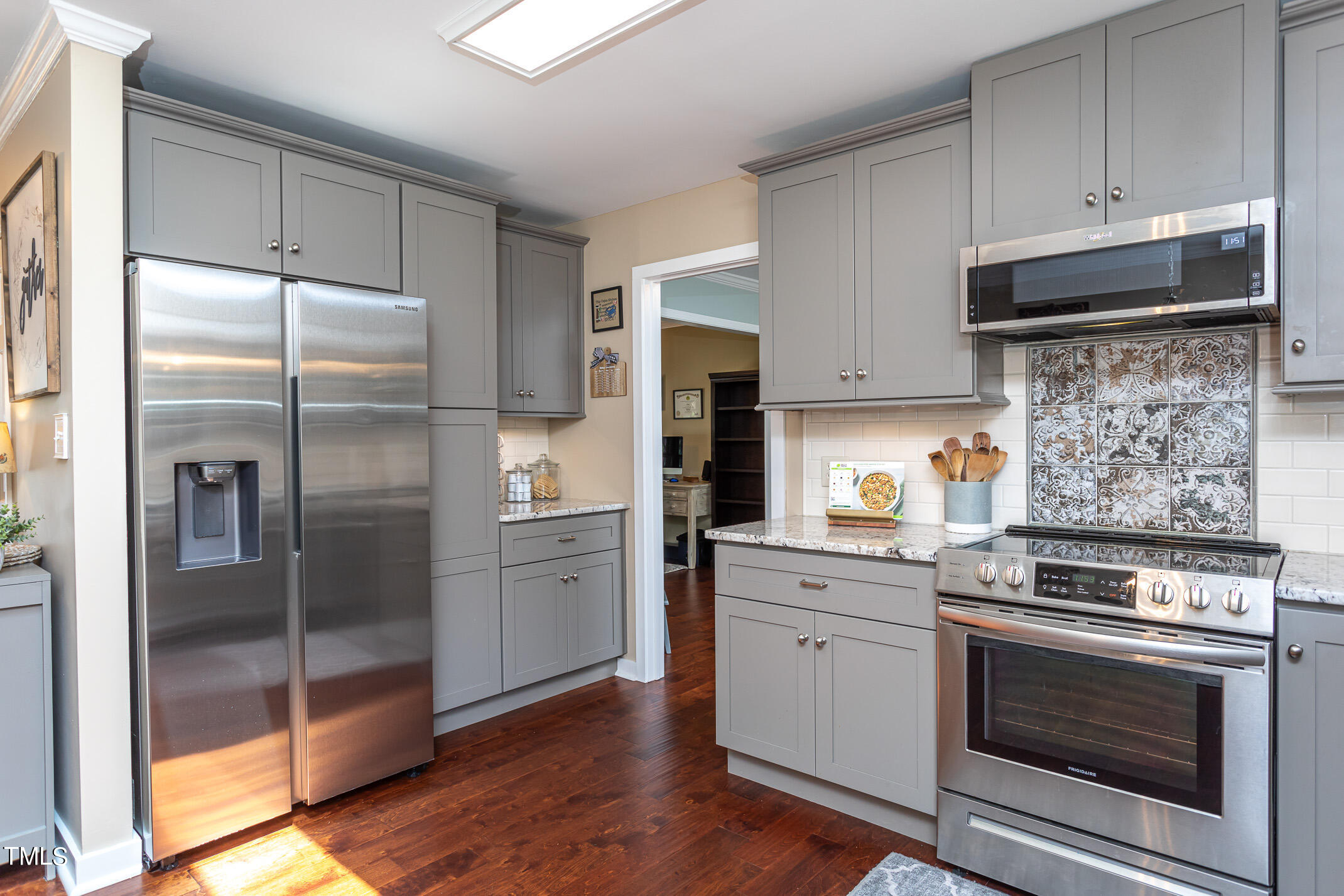 6700 Valley Drive Raleigh, NC 27612 - Photo 12 of 37 mann-6700-valley-8