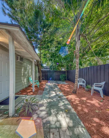 $1,550 | 519 South M Street, Unit 2 (REAR), Lake Worth Beach, FL 33460