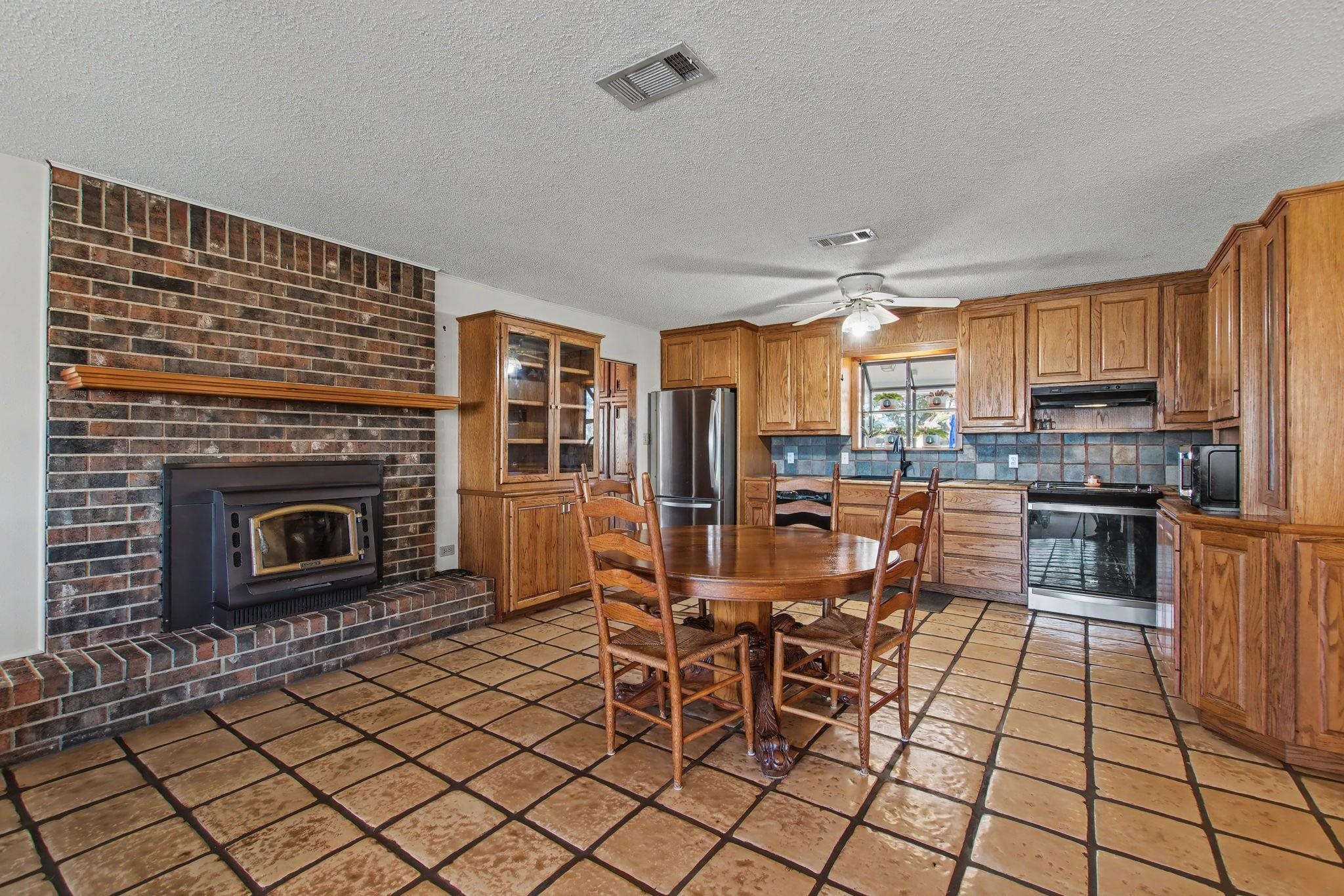 501 Bumpy Ridge Drive Burnet, TX 78611 - Photo 8 of 30