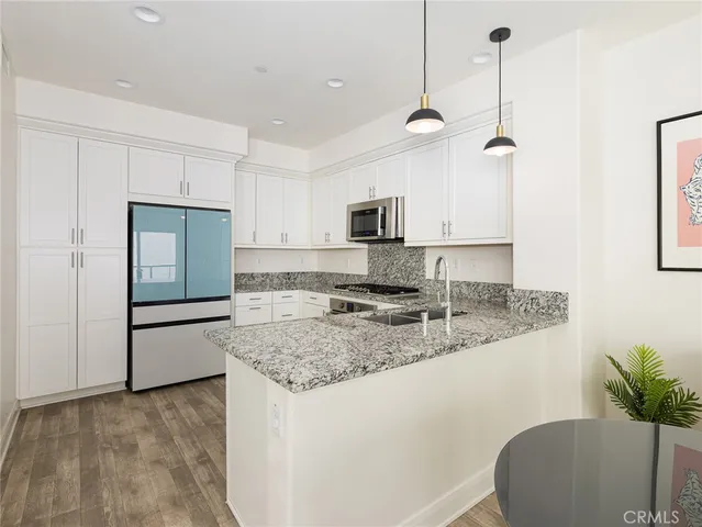 $975,000 | 574 East Imperial Avenue, El Segundo, CA 90245