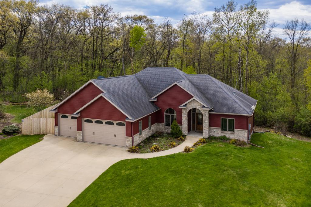 737 Brandon Lane Southwest Rochester, MN 55902 - Photo 1 of 49 Gallery Image 1