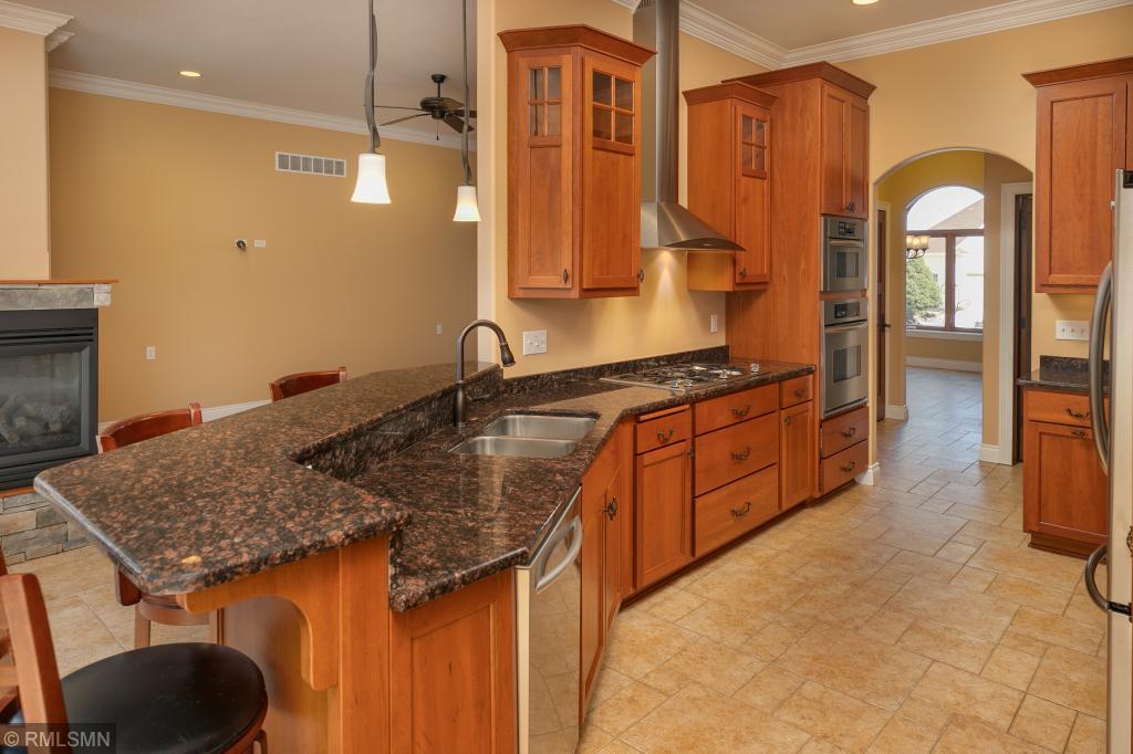 737 Brandon Lane Southwest Rochester, MN 55902 - Photo 12 of 49 Gallery Image 12