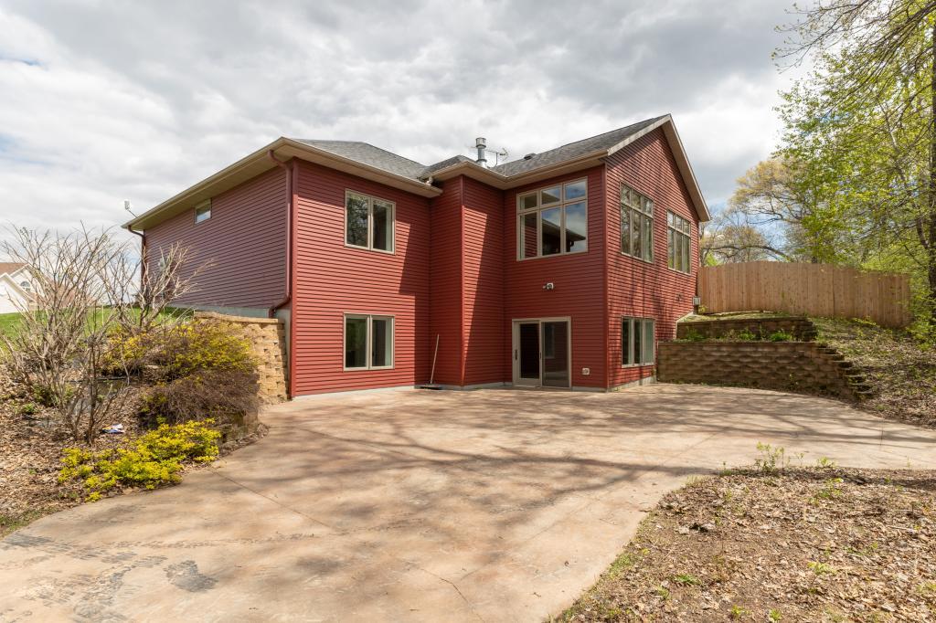 737 Brandon Lane Southwest Rochester, MN 55902 - Photo 37 of 49 Gallery Image 37
