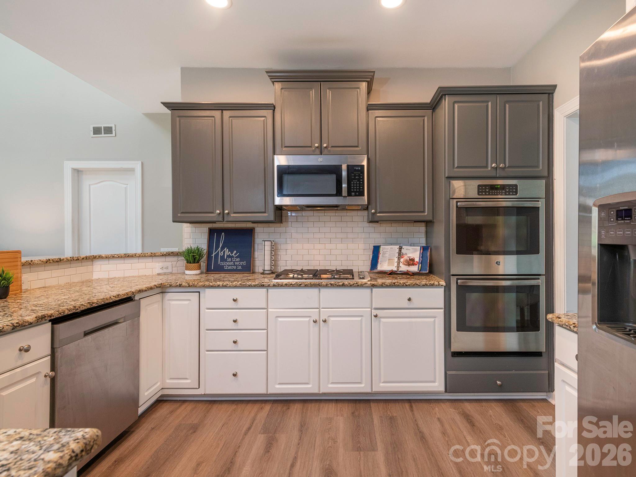 2824 Providence Spring Lane Charlotte, NC 28270 - Photo 10 of 31