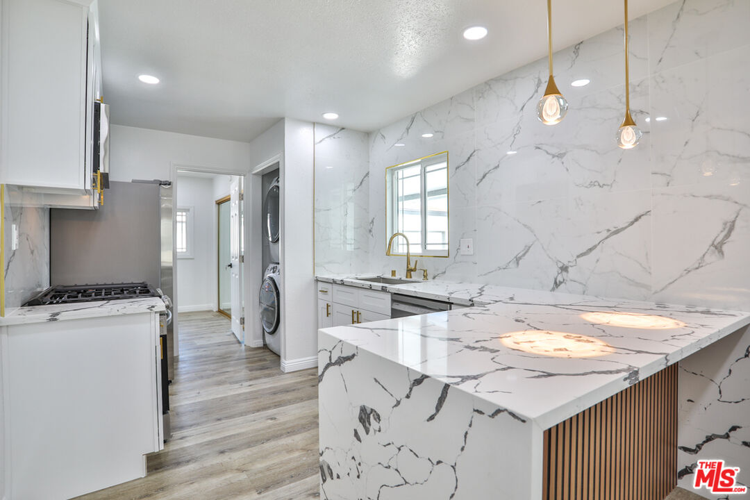 4032 North Frijo Ave  