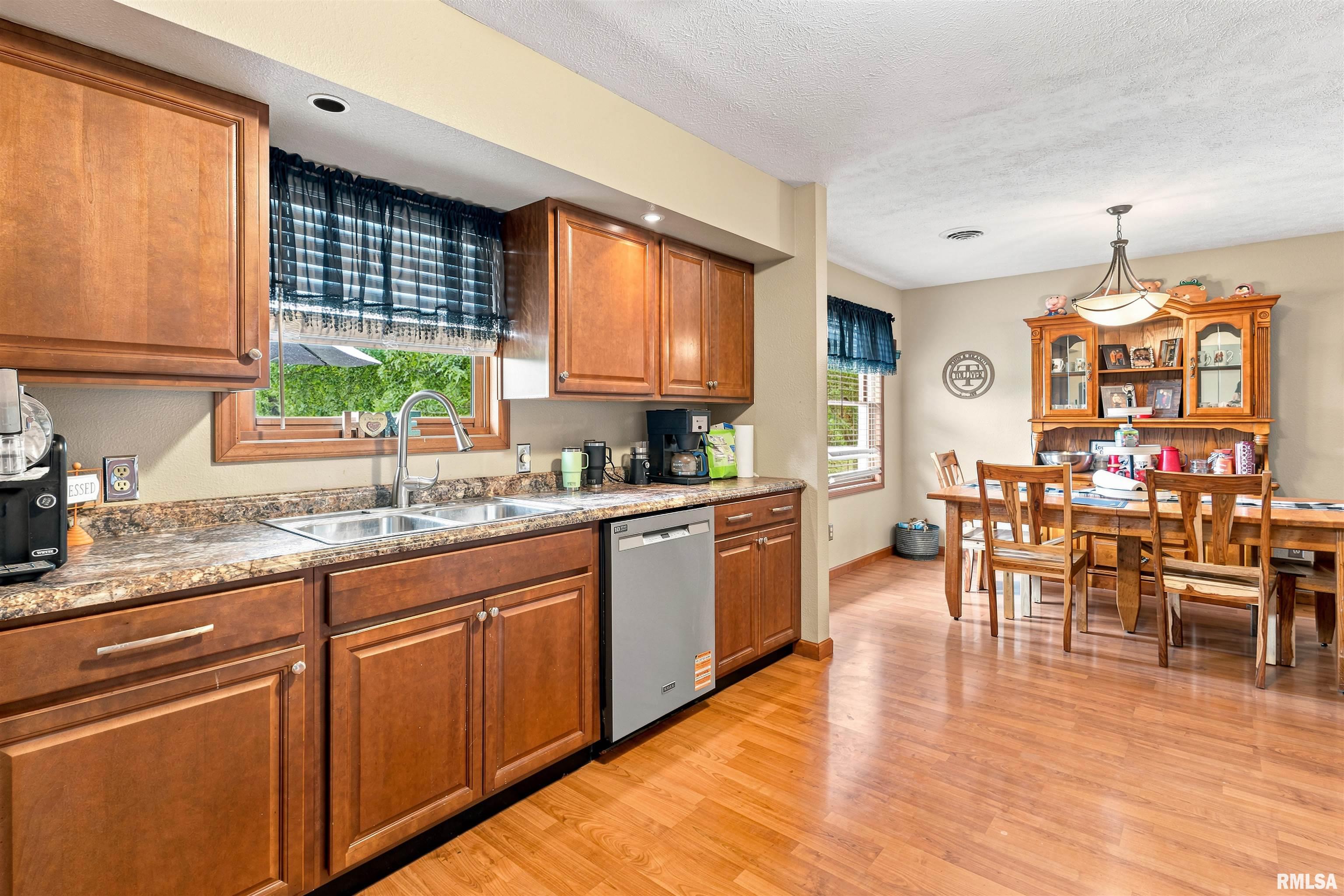 15069 Remington Road Marion, IL 62959 - Photo 7 of 35