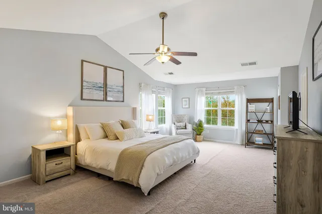 $787,000 | 1718 Stuart Pointe Lane, Herndon, VA 20194