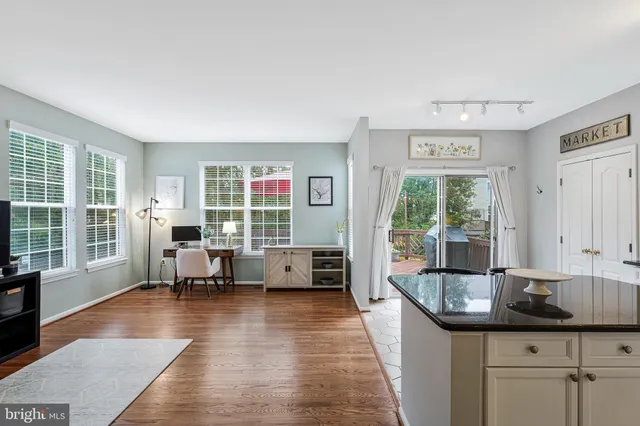 $787,000 | 1718 Stuart Pointe Lane, Herndon, VA 20194