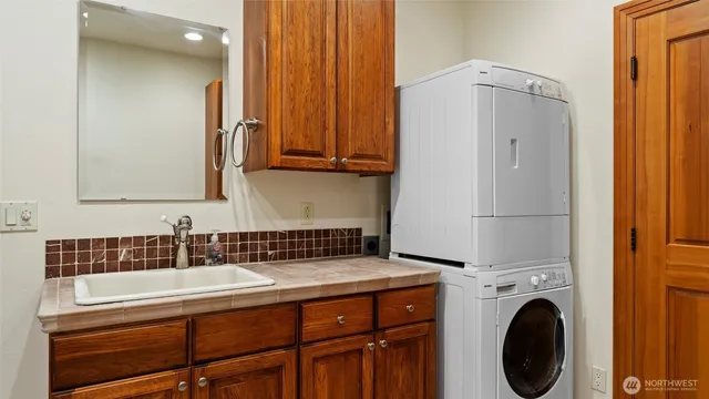 $998,000 | 625 North Willow Street, Dayton, WA 99328