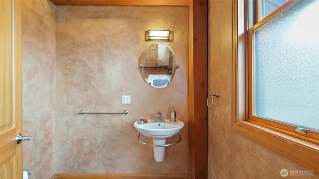 $998,000 | 625 North Willow Street, Dayton, WA 99328