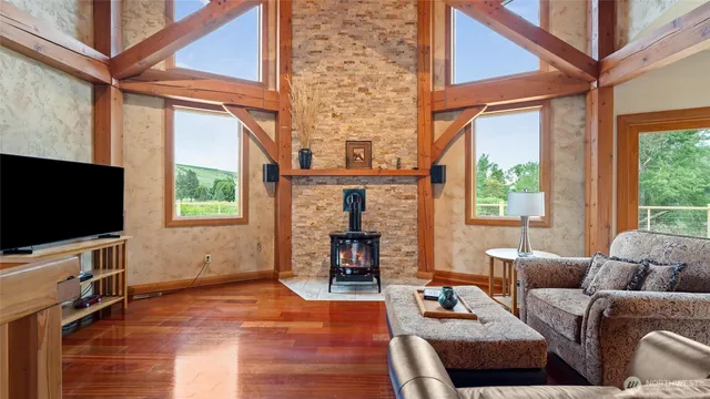 $998,000 | 625 North Willow Street, Dayton, WA 99328