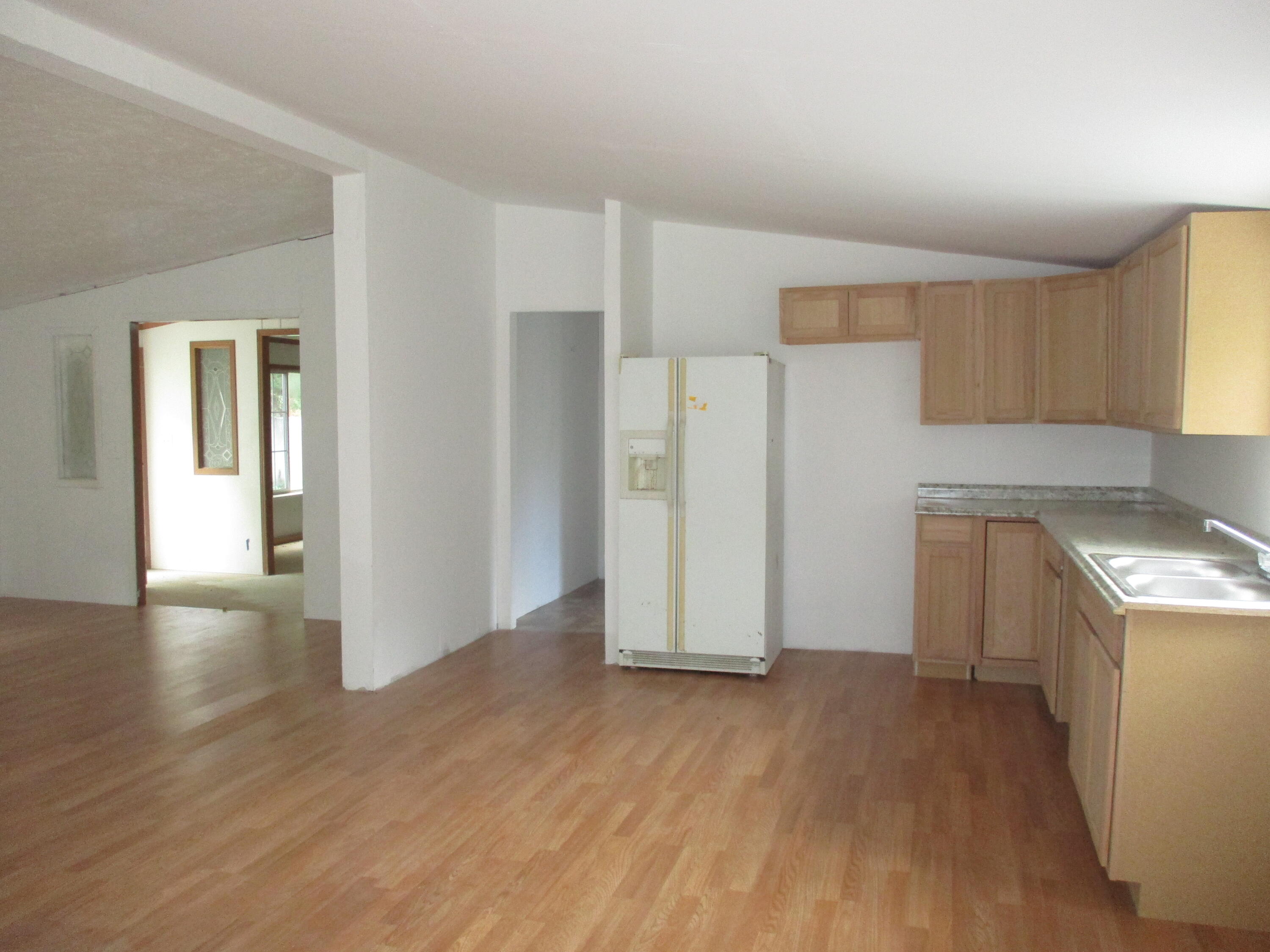 889 River Road Livermore, ME 04253 - Photo 4 of 22 IMG_0185