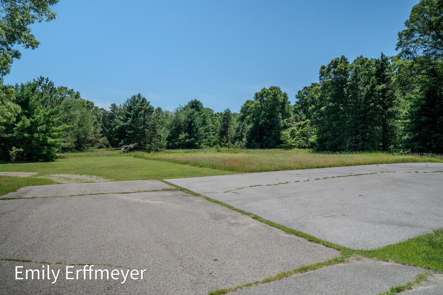 7142 Holton Road Twin Lake, MI 49457 - Photo 8 of 10 20240708145653150548000000-o