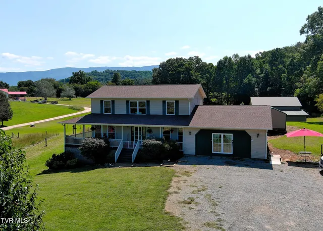$725,500 | 8855 Highway 107 Cutoff, Greeneville, TN 37743
