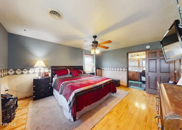 $699,900 | 8855 Highway 107 Cutoff, Greeneville, TN 37743