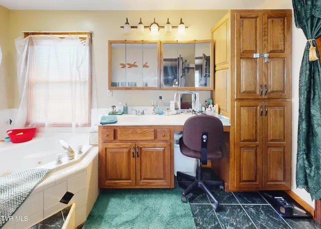 $725,500 | 8855 Highway 107 Cutoff, Greeneville, TN 37743