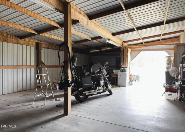 $699,900 | 8855 Highway 107 Cutoff, Greeneville, TN 37743