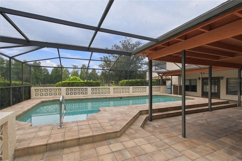 14601 Anchoret Road Tampa, FL 33618 - Photo 7 of 31 Gallery Image 7