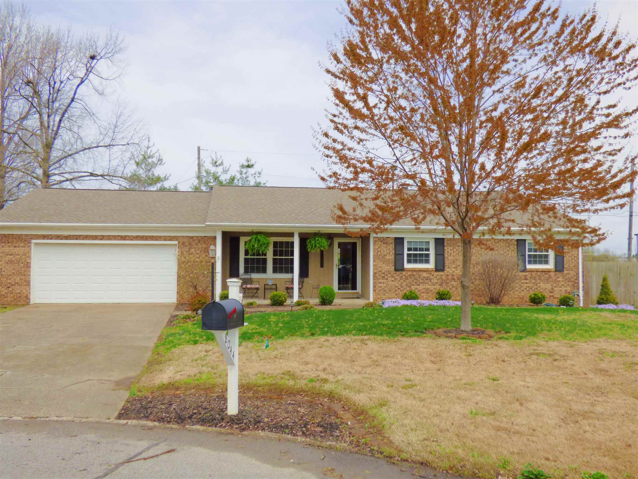 8044 Ridgemont Drive Newburgh, IN 47630 - Photo 1 of 26 Gallery Image 1