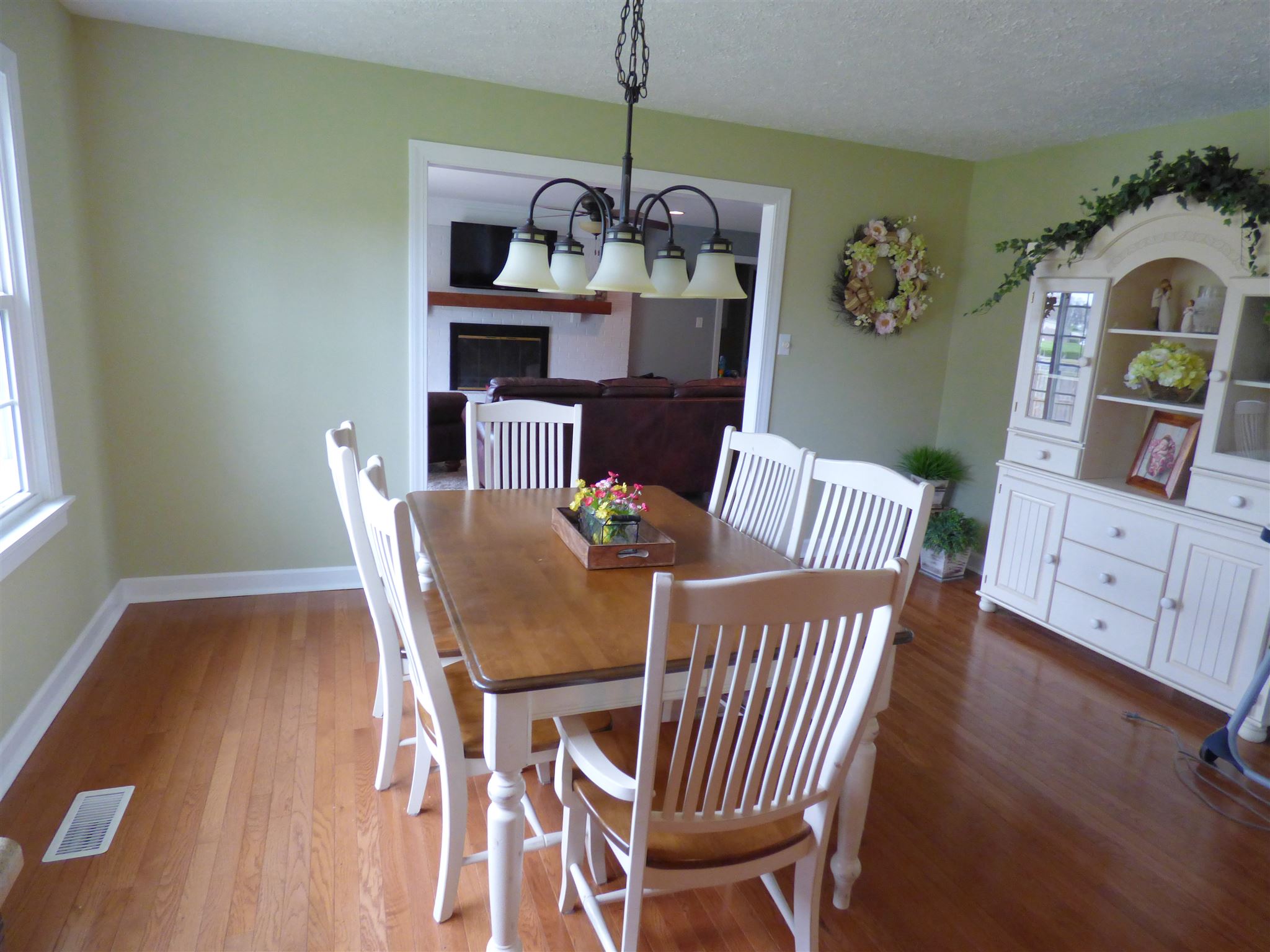 8044 Ridgemont Drive Newburgh, IN 47630 - Photo 15 of 26 Gallery Image 15