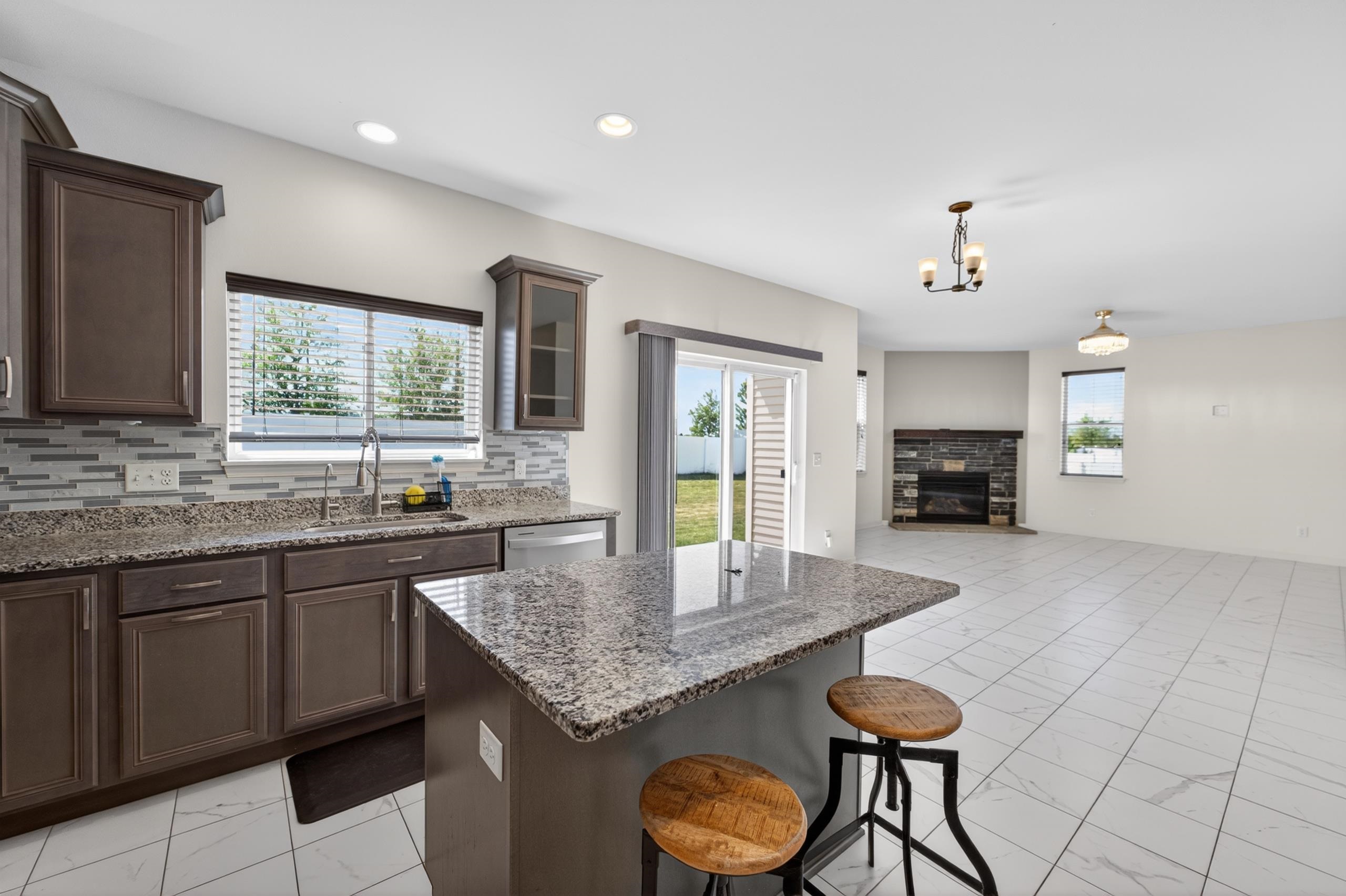 148 Caraway Place Sun Prairie, WI 53590 - Photo 10 of 51