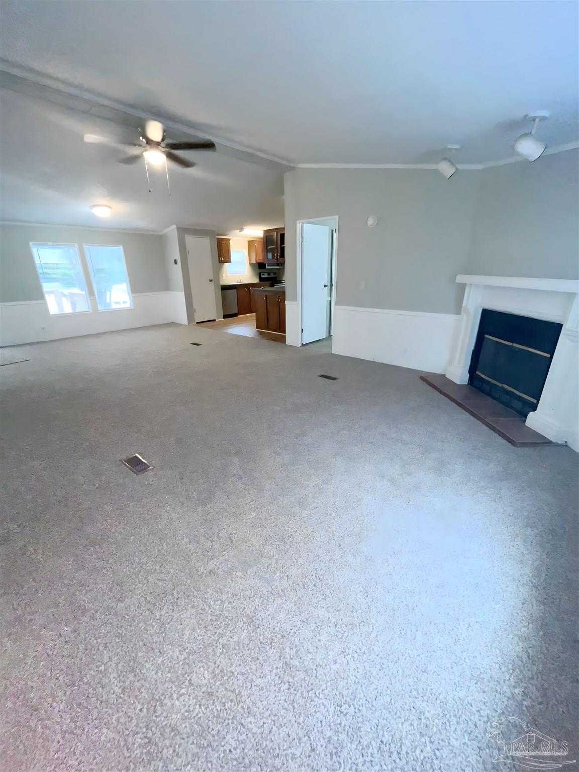 112 San Carlos Road Cantonment, FL 32533 - Photo 10 of 21